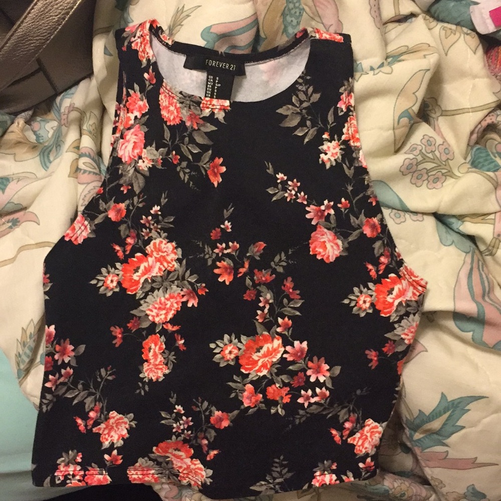 Rue21 crop top .
